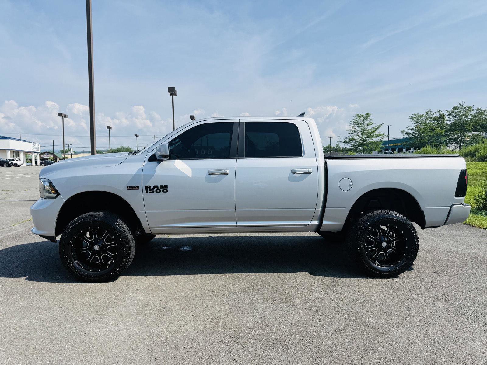 Used 2018 RAM 1500 Sport w/ Convenience Group image 4