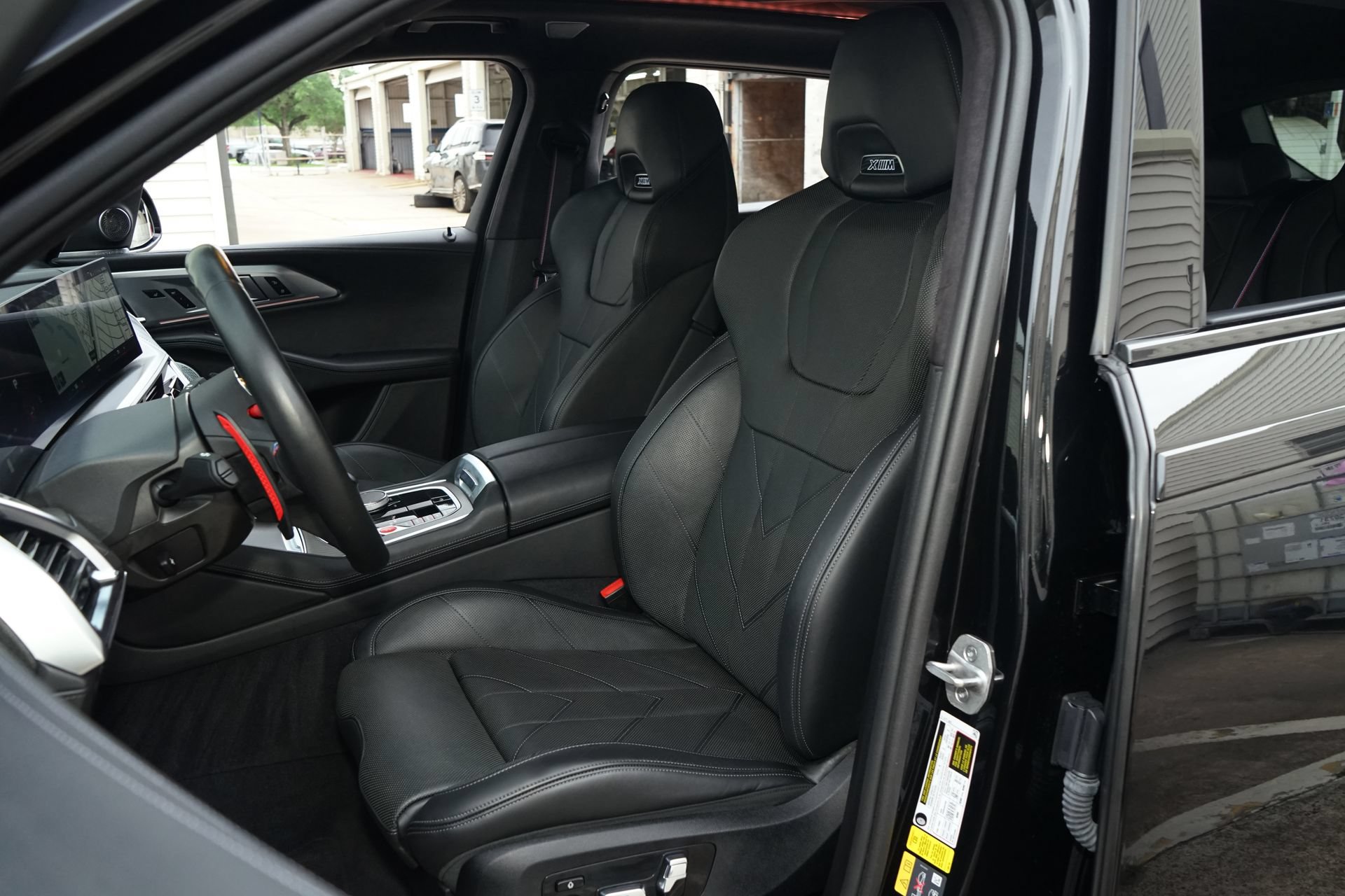 Used 2023 BMW XM AWD/4WD image 9