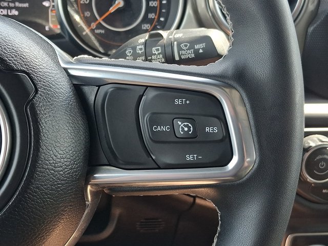 Used 2023 Jeep Wrangler Unlimited Sahara w/ Cold Weather Group AWD/4WD image 22