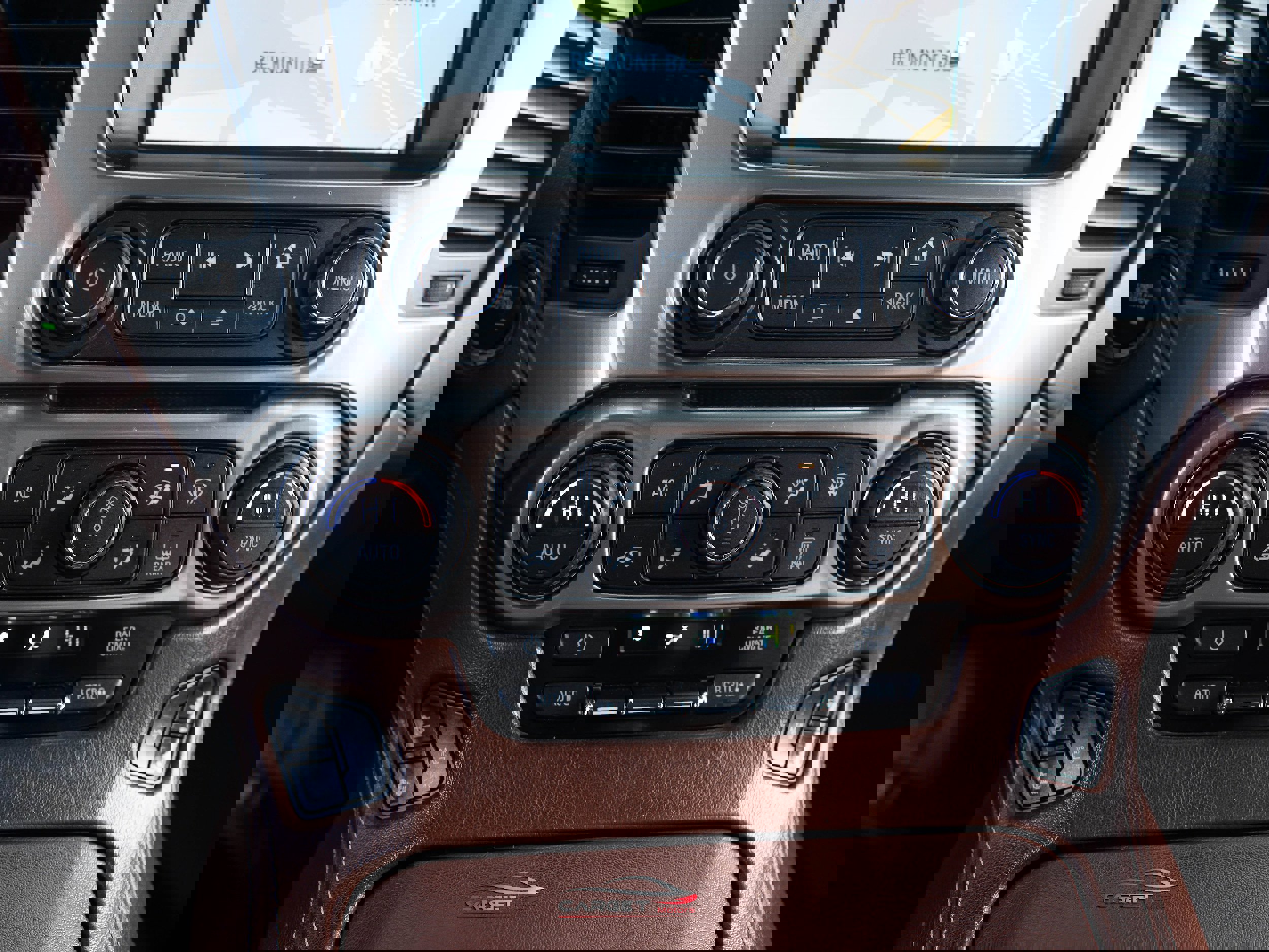 Used 2015 Chevrolet Tahoe LTZ image 32