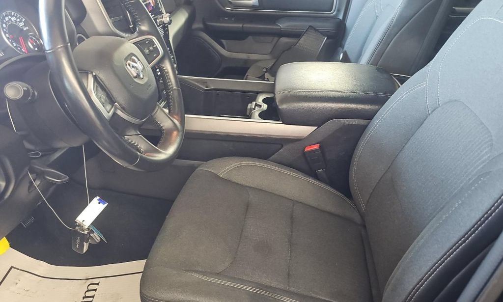 Used 2023 RAM 1500 Big Horn AWD/4WD image 5