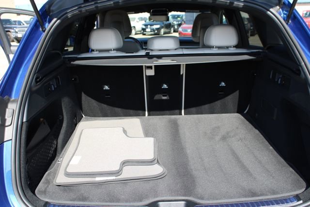 Used 2025 Mercedes-Benz GLC 300 image 40