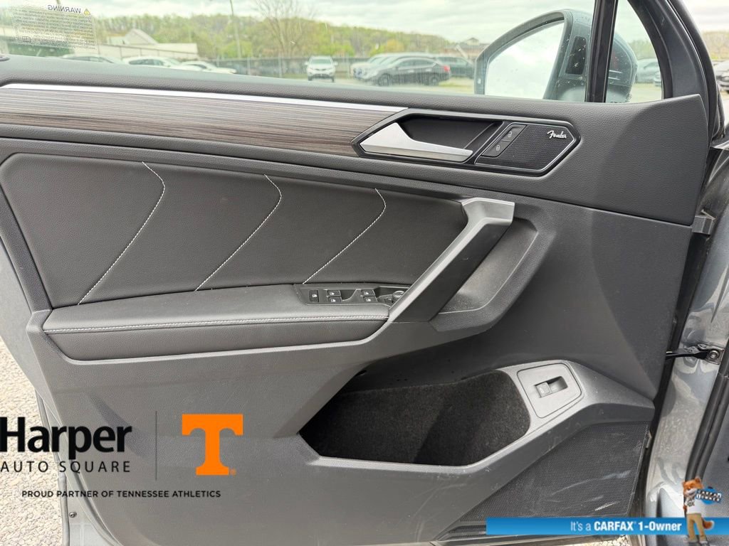 Used 2024 Volkswagen Tiguan SEL R-Line image 18