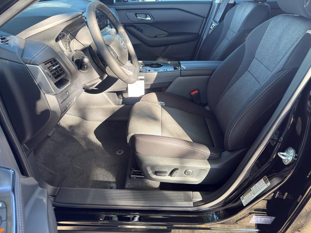 New 2026 Nissan Rogue SV image 15