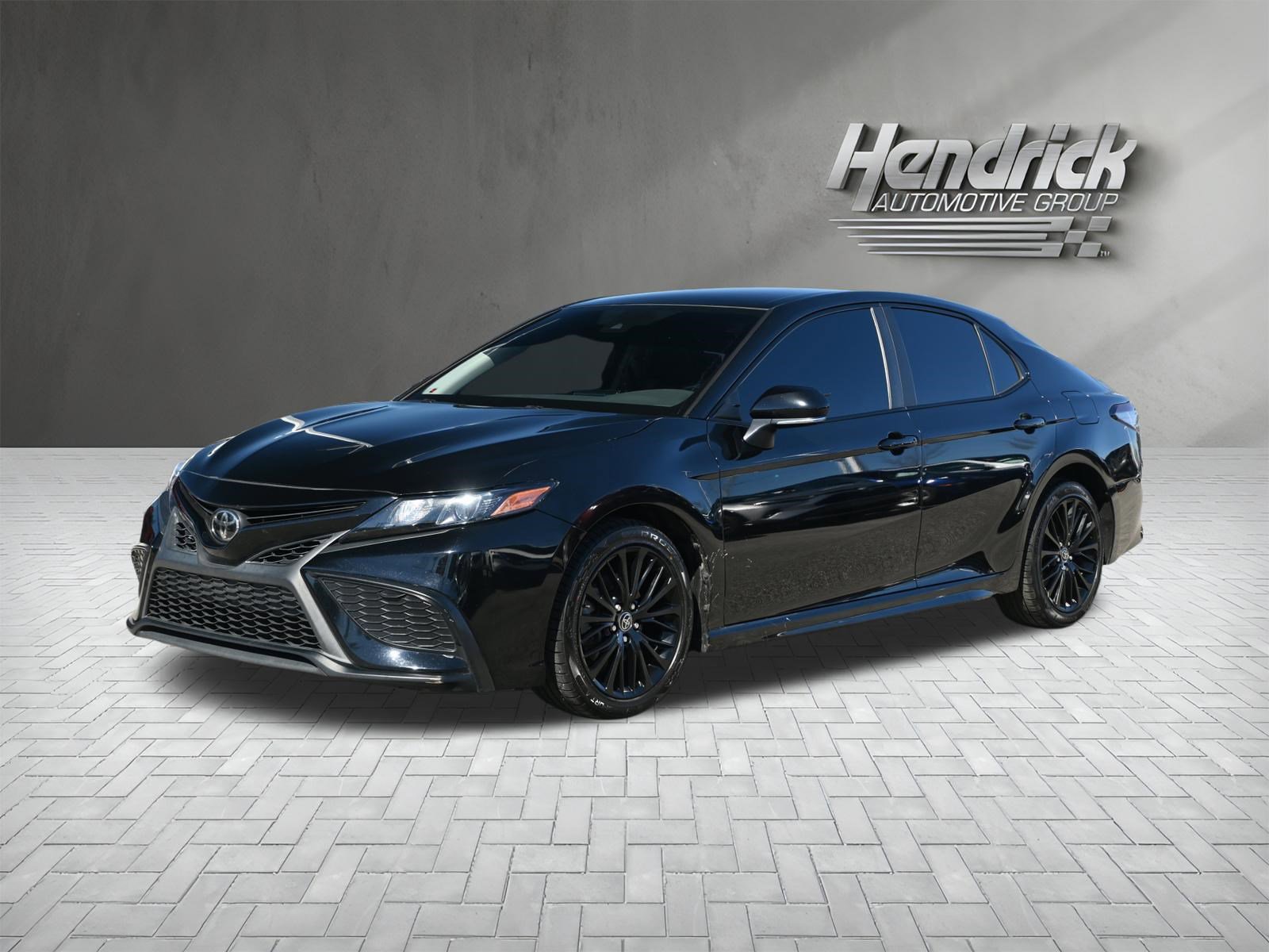 Used 2021 Toyota Camry SE w/ Convenience Package image 8