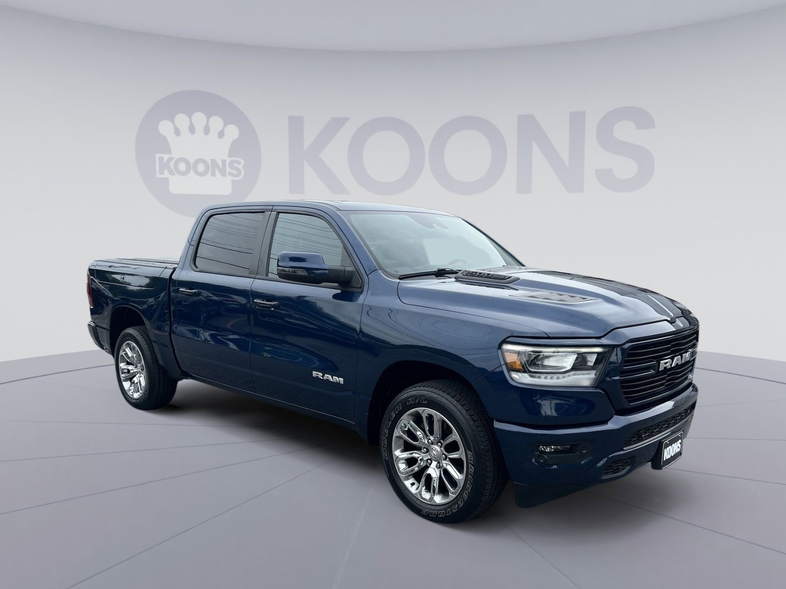 Used 2023 RAM 1500 Laramie AWD/4WD image 10