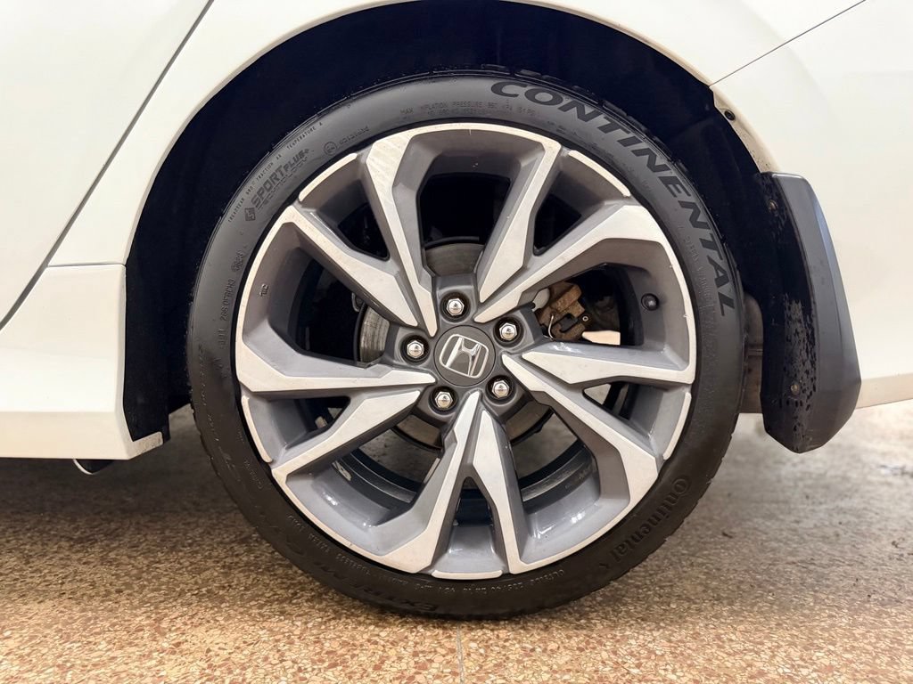 Used 2019 Honda Civic Touring image 24