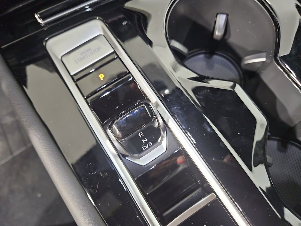 New 2026 Volkswagen Atlas Cross Sport SEL image 22