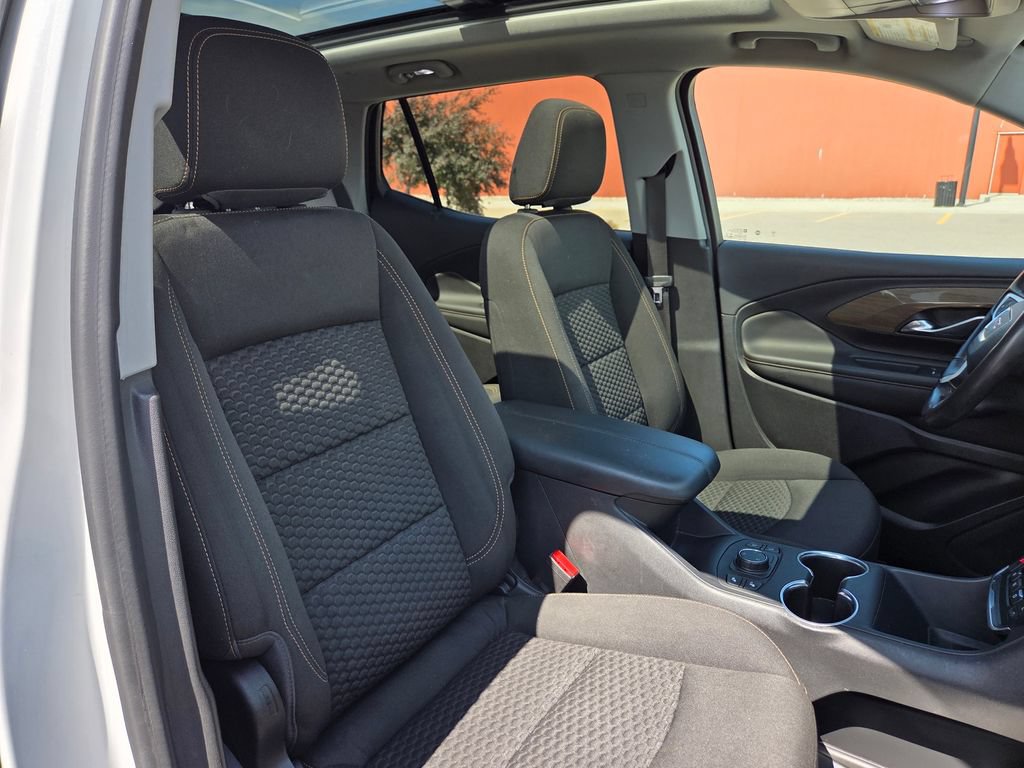 Used 2020 GMC Terrain SLE w/ Driver Convenience Package AWD/4WD image 30