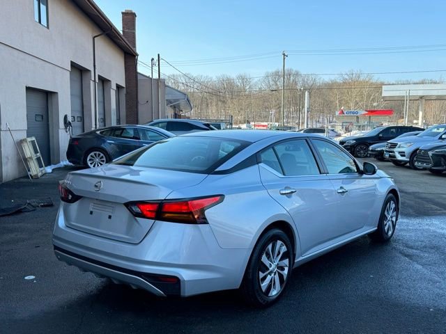 Used 2022 Nissan Altima 2.5 S image 5