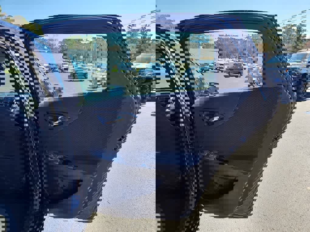 Used 2022 Chevrolet Malibu LS image 26