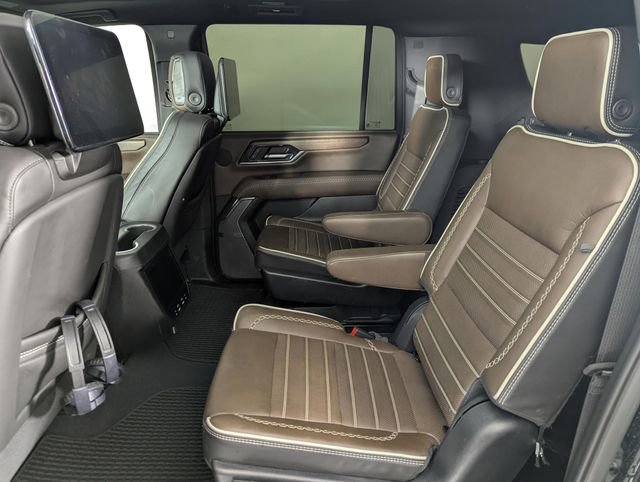 Used 2025 GMC Yukon XL Denali Ultimate image 17