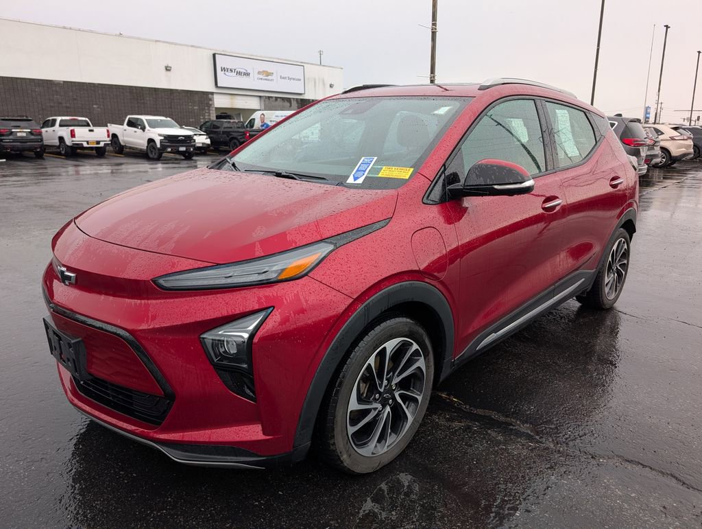 Used 2022 Chevrolet Bolt EUV Premier w/ Sun & Sound Package image 5