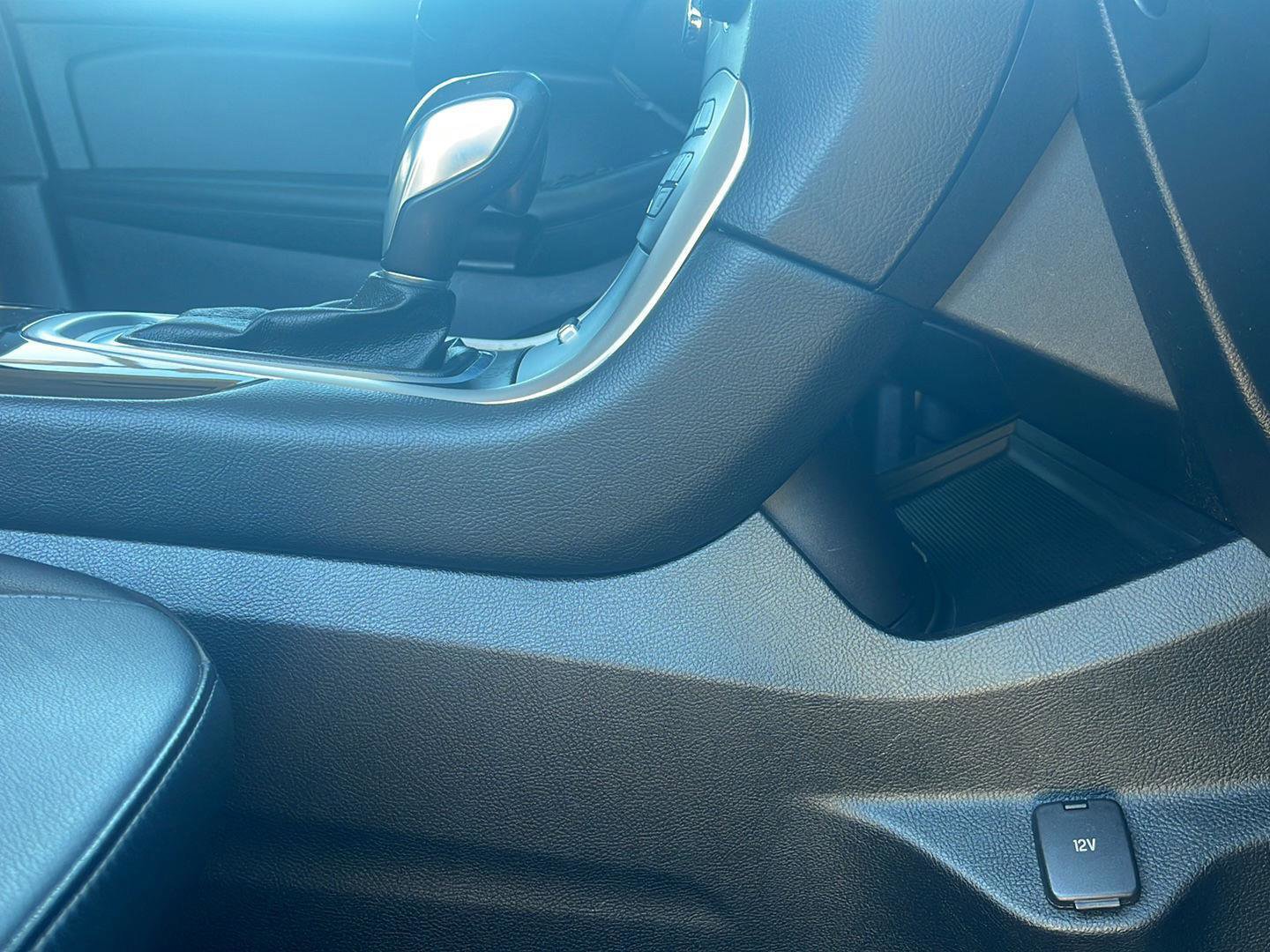 Used 2018 Ford Edge SEL w/ Equipment Group 201A image 35