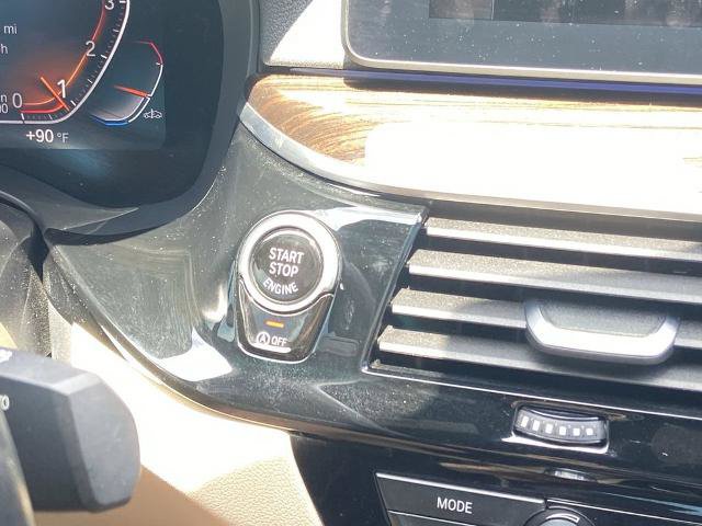 Used 2022 BMW 530i RWD image 13