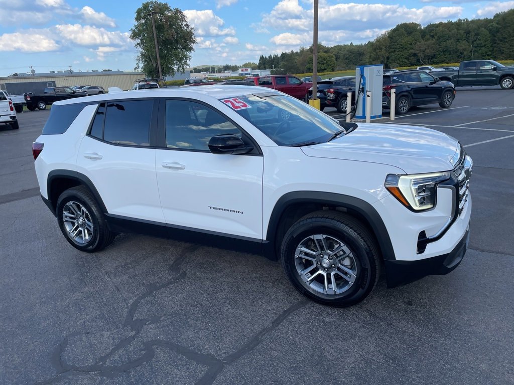 Certified 2025 GMC Terrain Elevation image 13