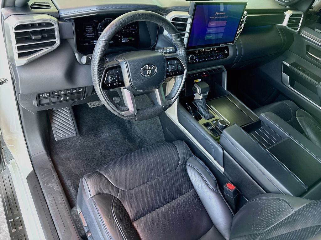 Certified 2024 Toyota Sequoia Platinum AWD/4WD image 9