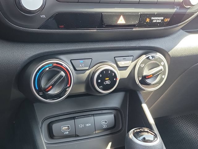 New 2026 Hyundai Venue SE FWD image 12