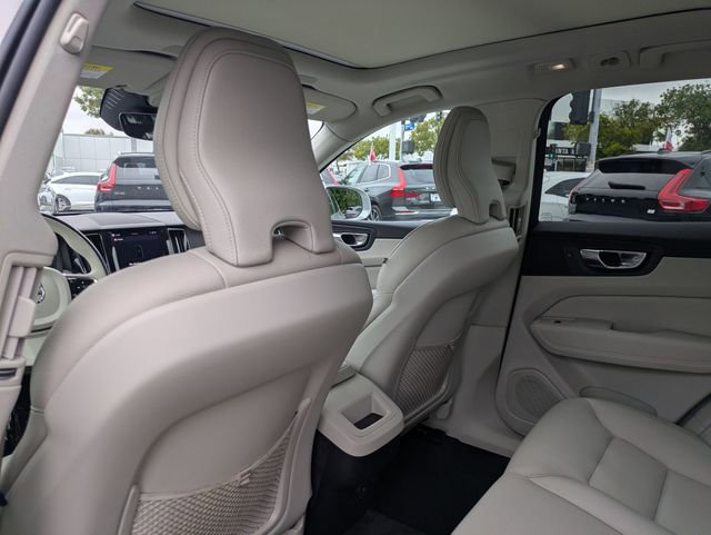 Certified 2023 Volvo XC60 B5 Plus w/ Protection Package Premier AWD/4WD image 26
