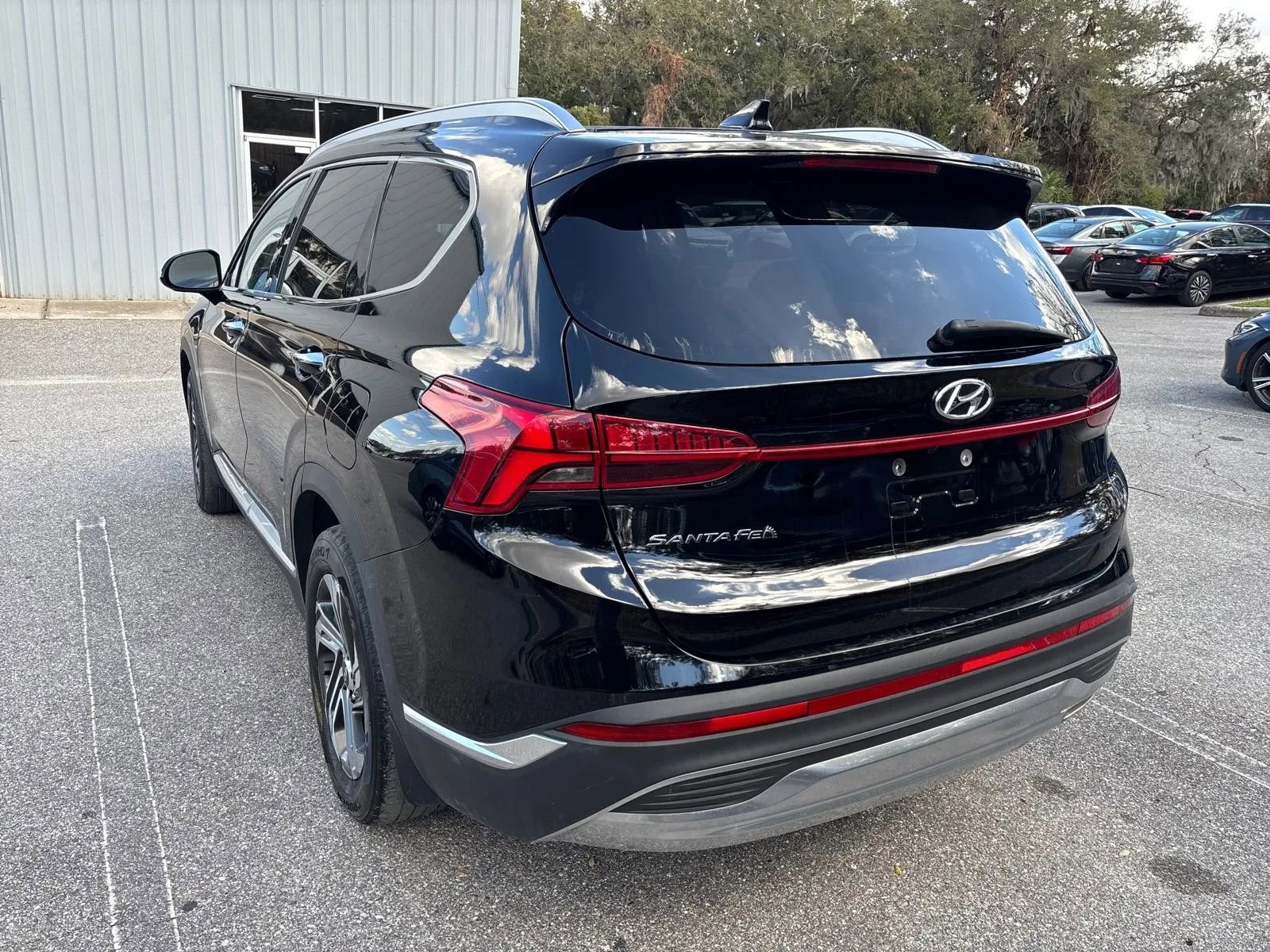 Used 2022 Hyundai Santa Fe SEL w/ Convenience + Premium Package FWD image 9