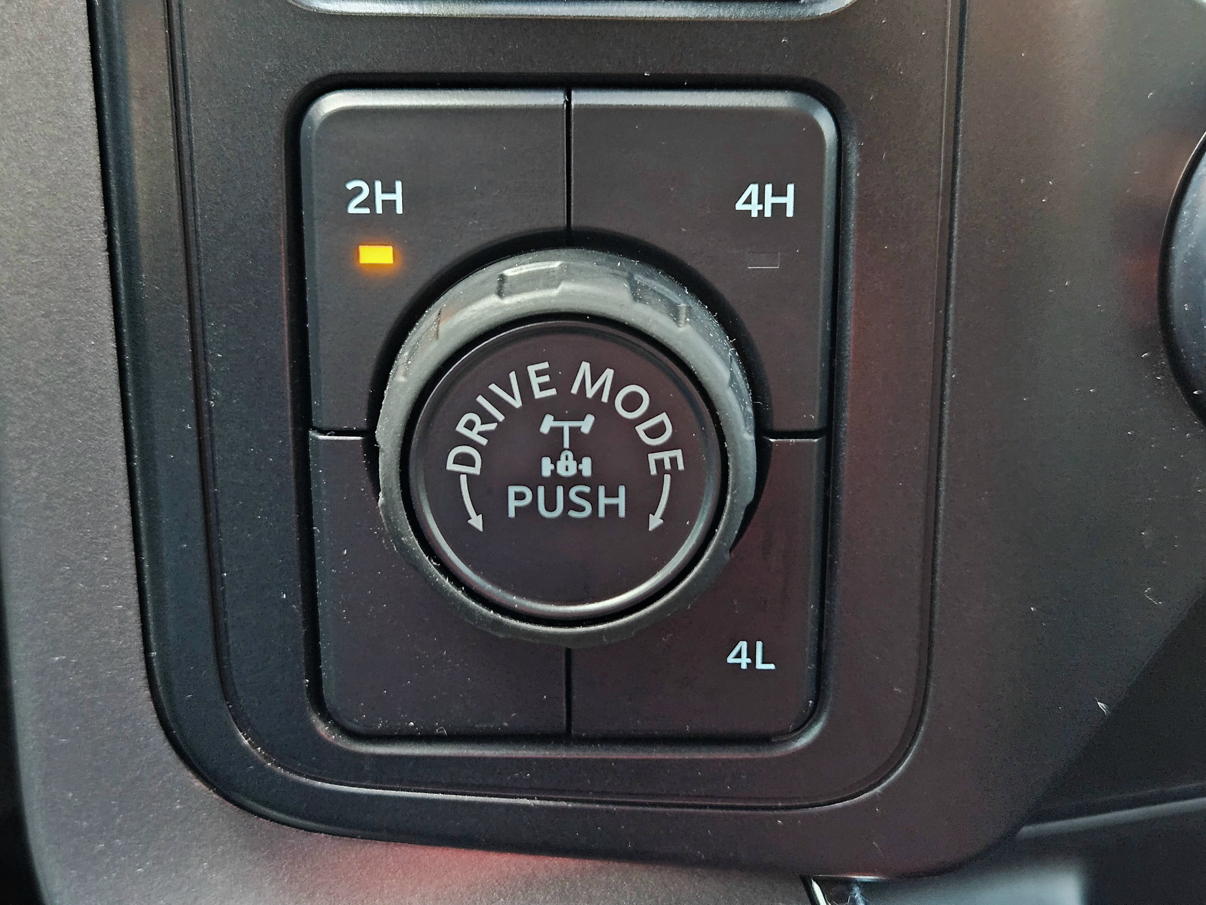 New 2025 Ford F150 XLT w/ Equipment Group 302A MID image 38