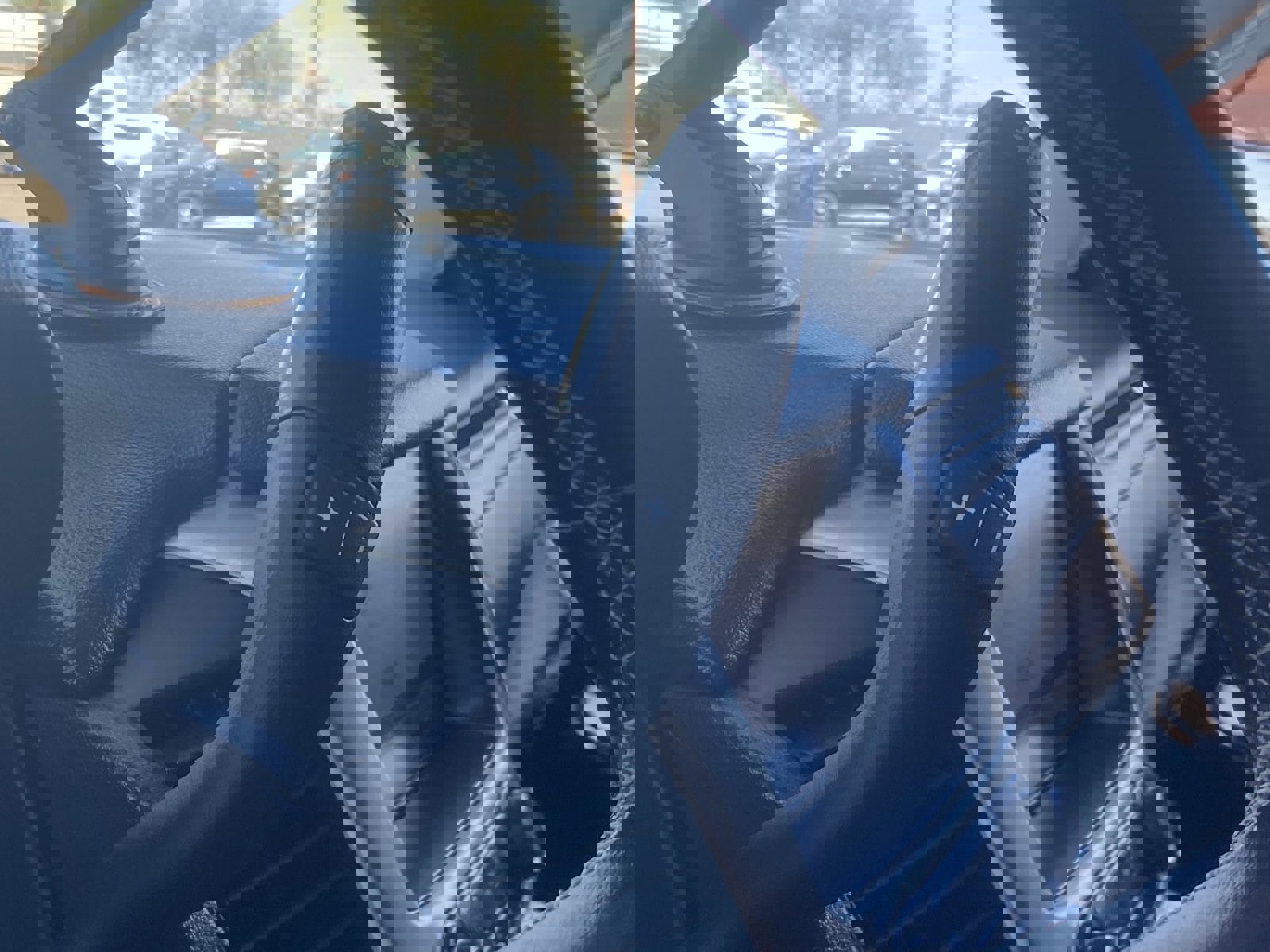 Used 2018 GMC Yukon Denali w/ Open Road Package image 31