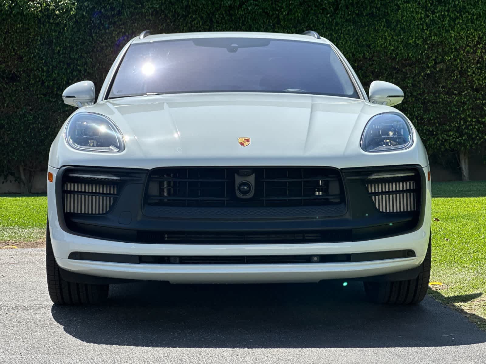 New 2026 Porsche Macan GTS AWD/4WD image 11