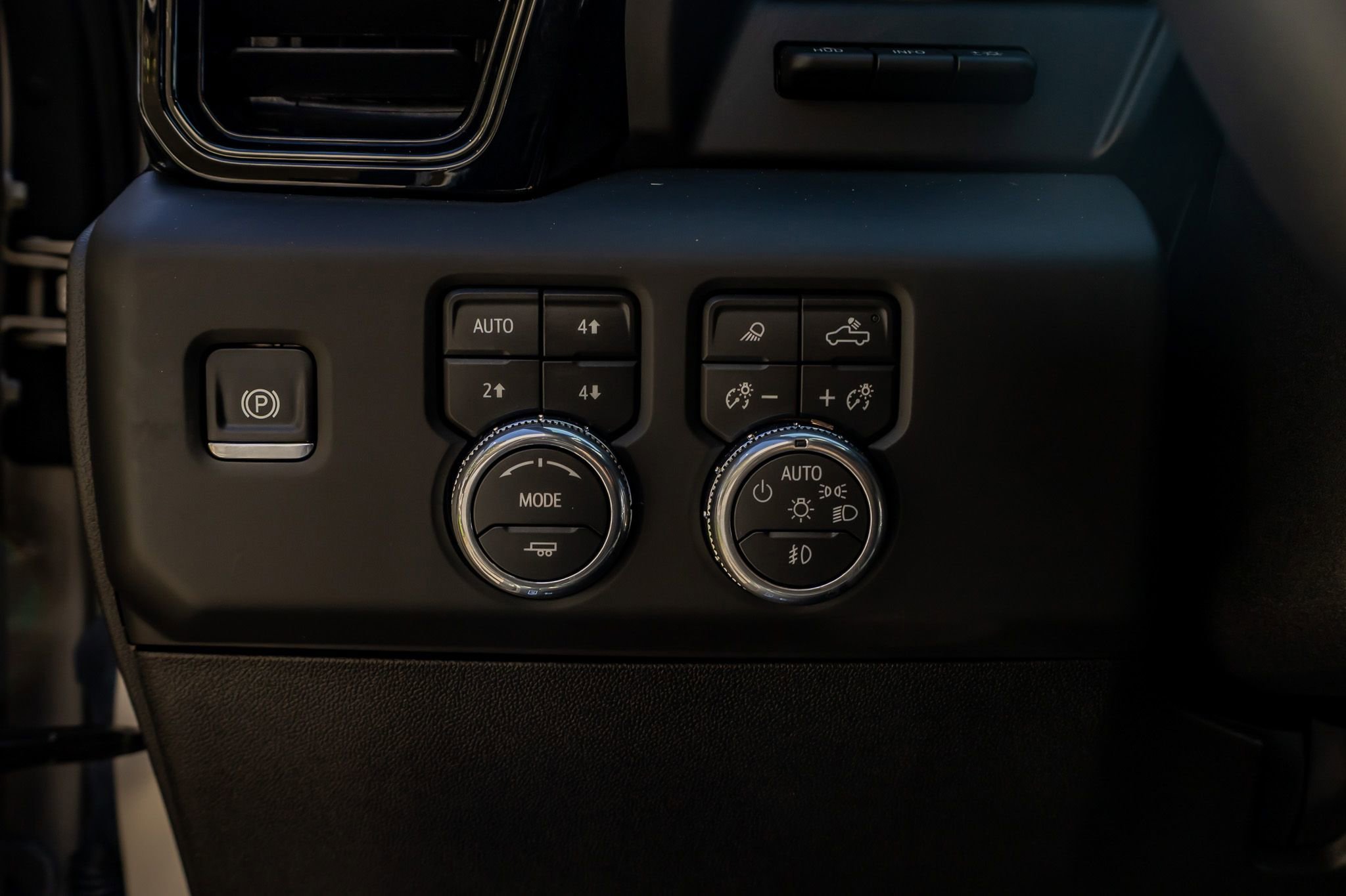 Used 2026 GMC Sierra 2500 AT4X image 22