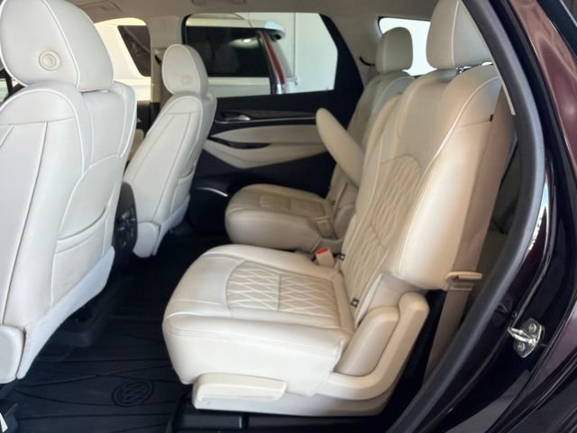 Used 2022 Buick Enclave Avenir w/ Avenir Technology Package FWD image 17