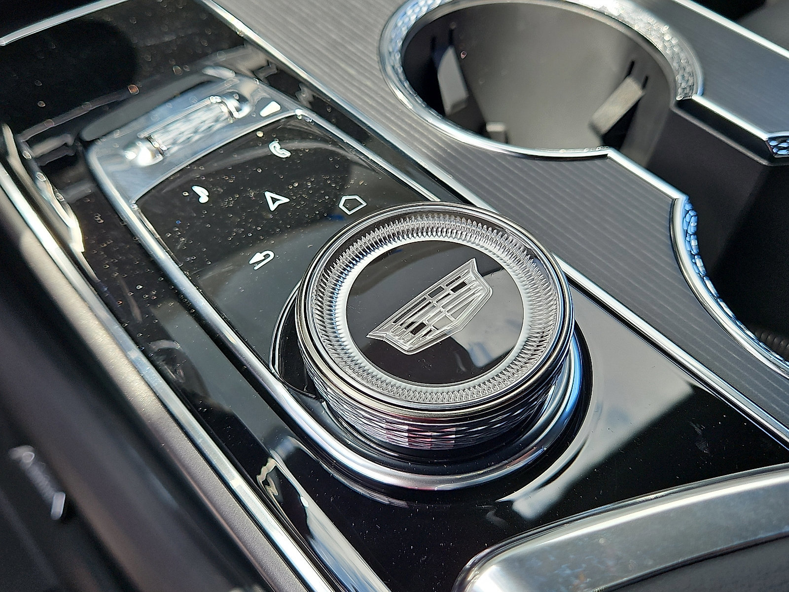 New 2026 Cadillac Lyriq V w/ LPO, Floor Liner Package image 20