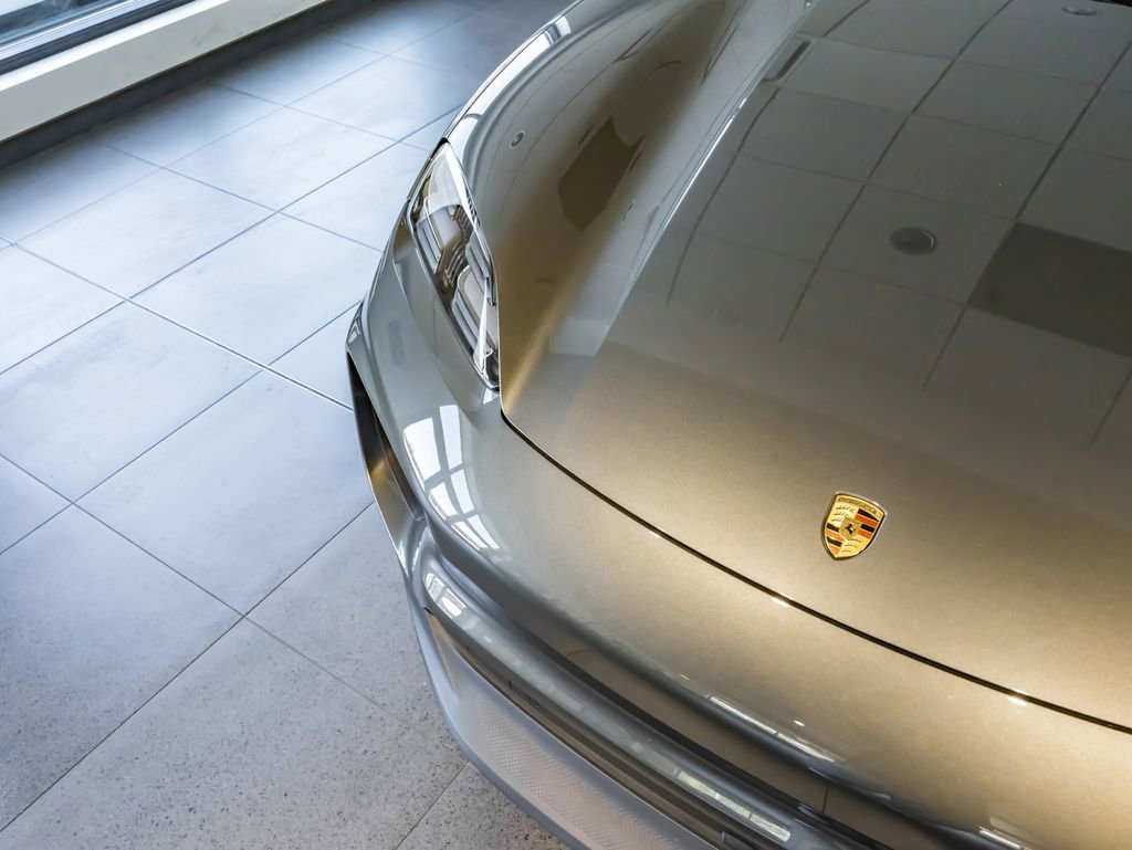 Certified 2024 Porsche Macan 4 Electric image 32