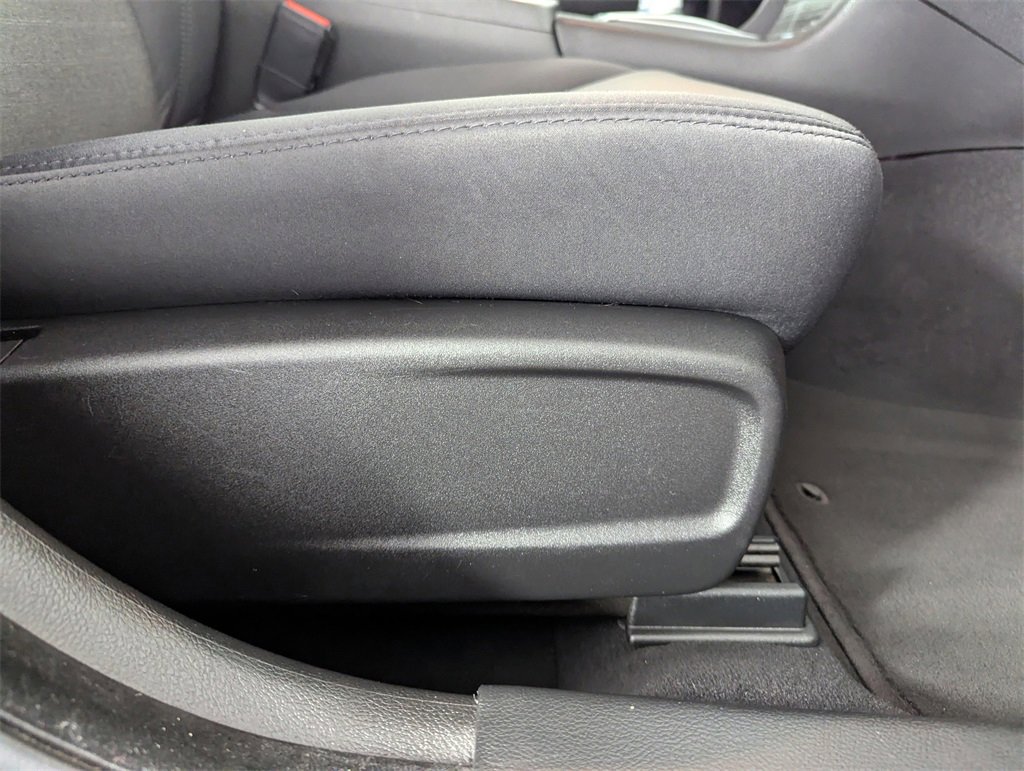 Used 2022 Chrysler 300 Touring image 35