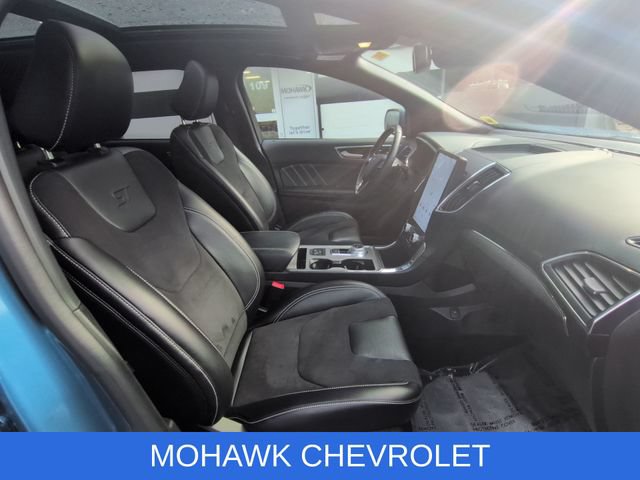 Used 2021 Ford Edge ST w/ Equipment Group 401A AWD/4WD image 29