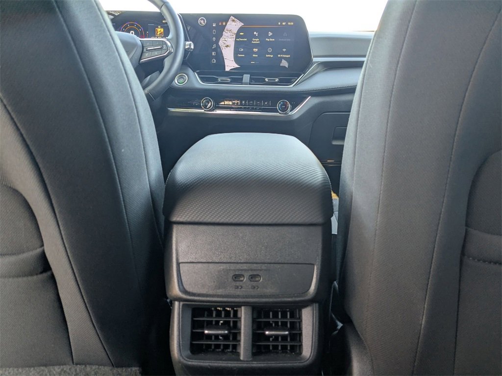 Used 2025 Chevrolet Equinox LT image 31