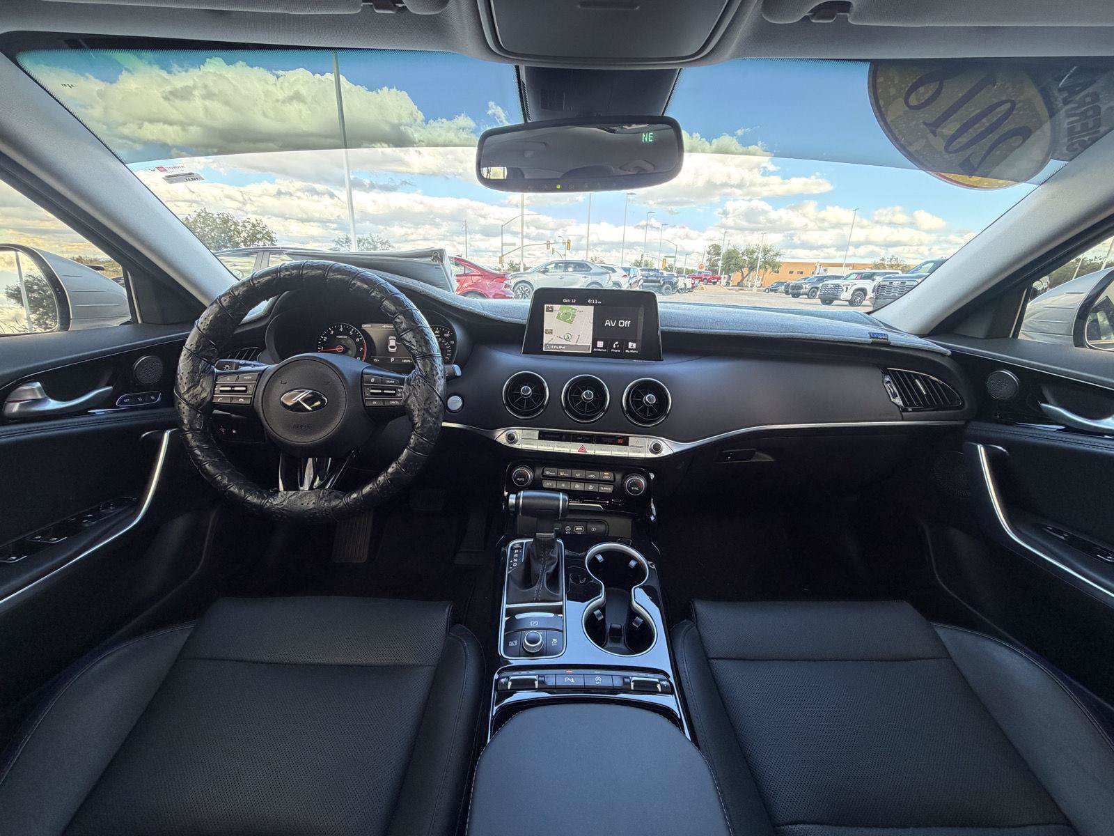Used 2018 Kia Stinger Premium RWD image 24