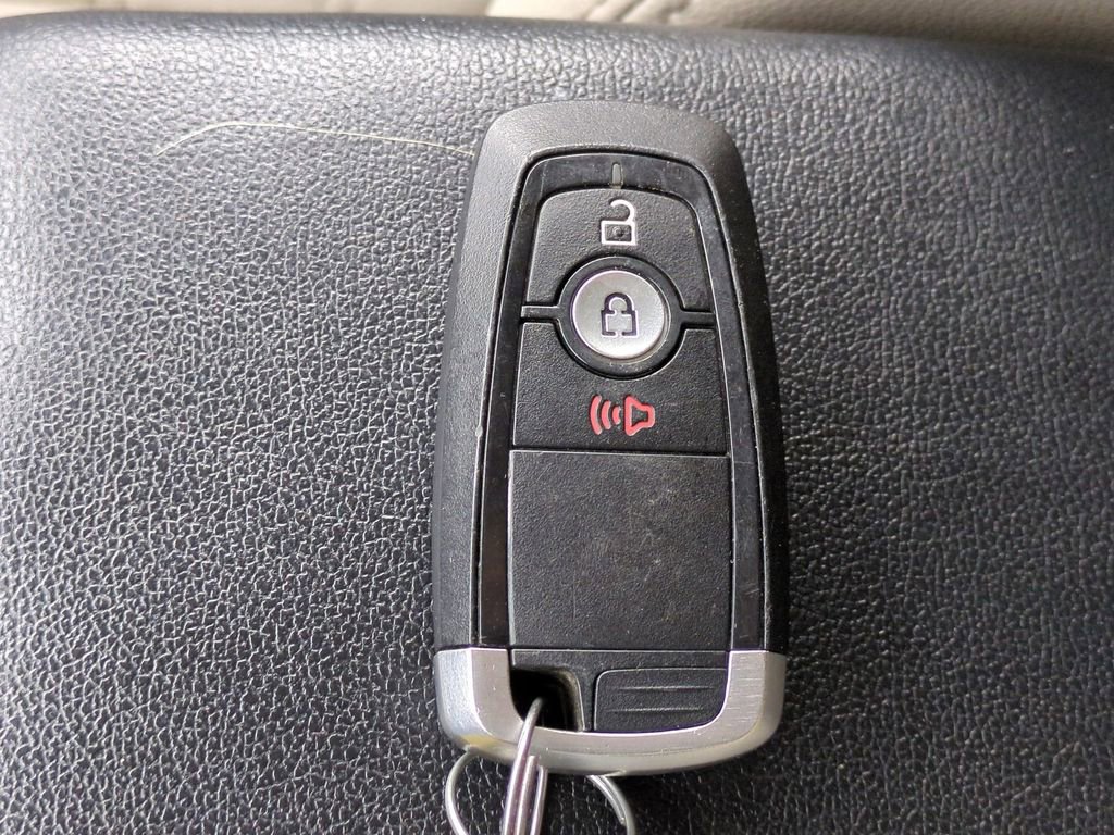 Used 2021 Ford EcoSport Titanium w/ Interior Protection Package image 34