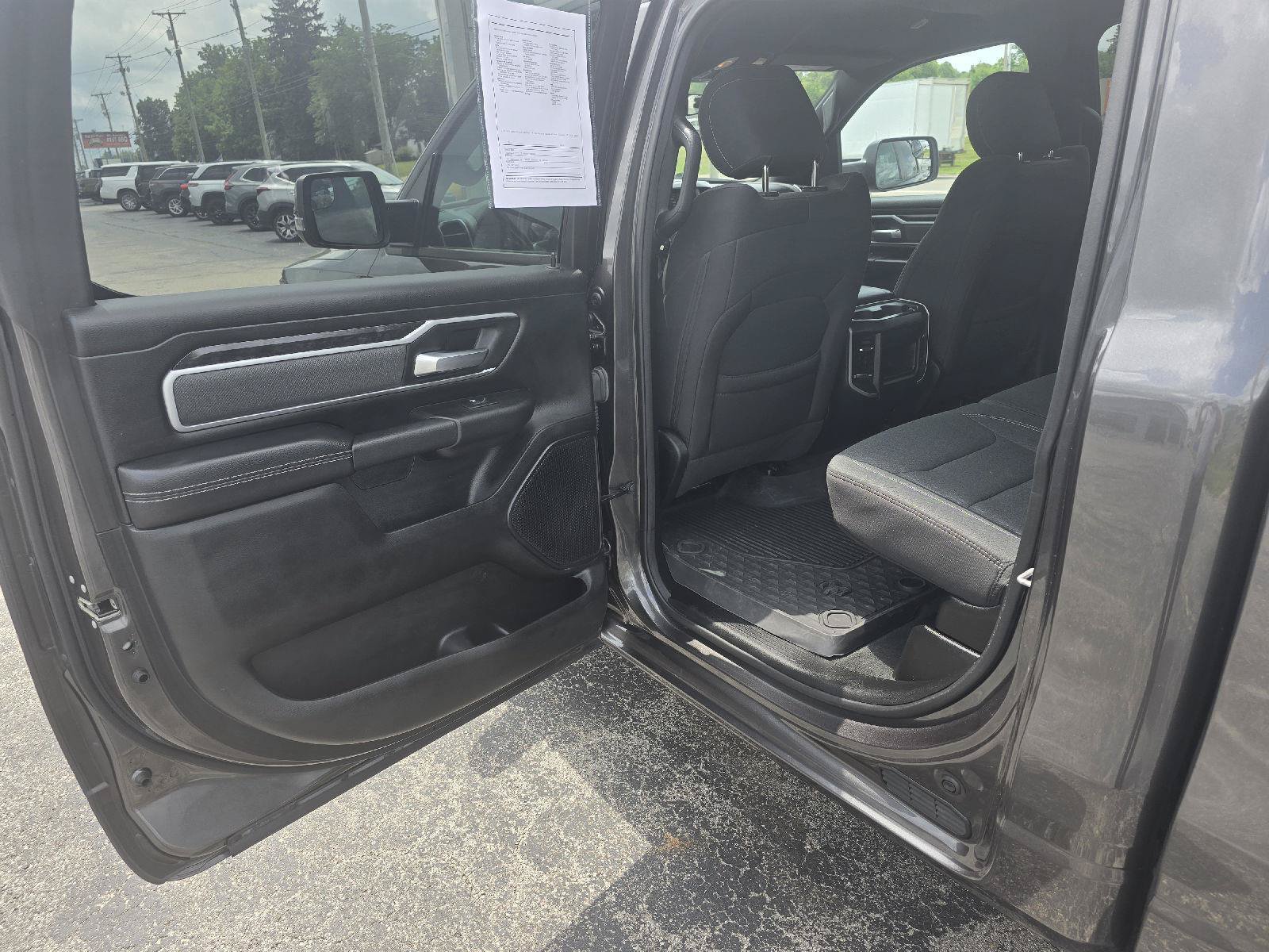 Used 2023 RAM 1500 Big Horn AWD/4WD image 28