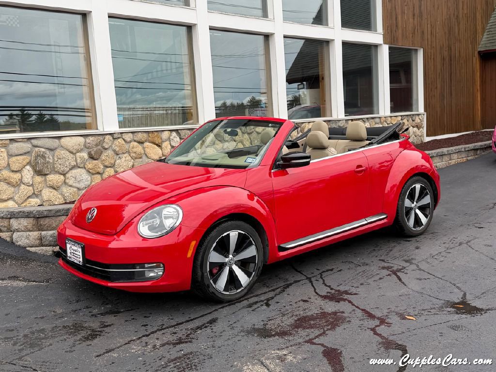 Used 2013 Volkswagen Beetle 2.0T image 1