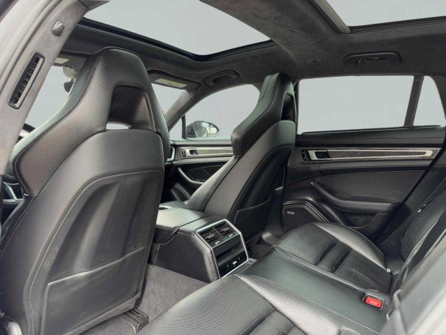 Used 2018 Porsche Panamera Turbo S image 39