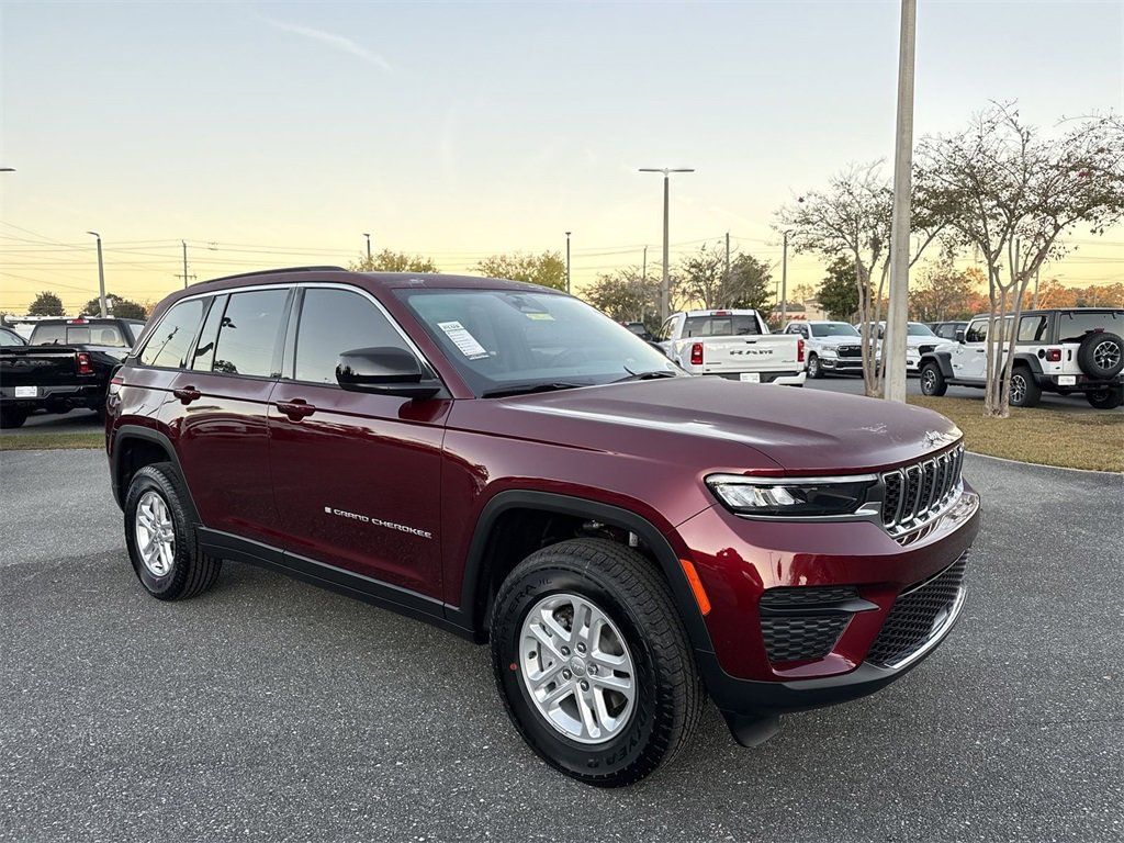 New 2025 Jeep Grand Cherokee Laredo
