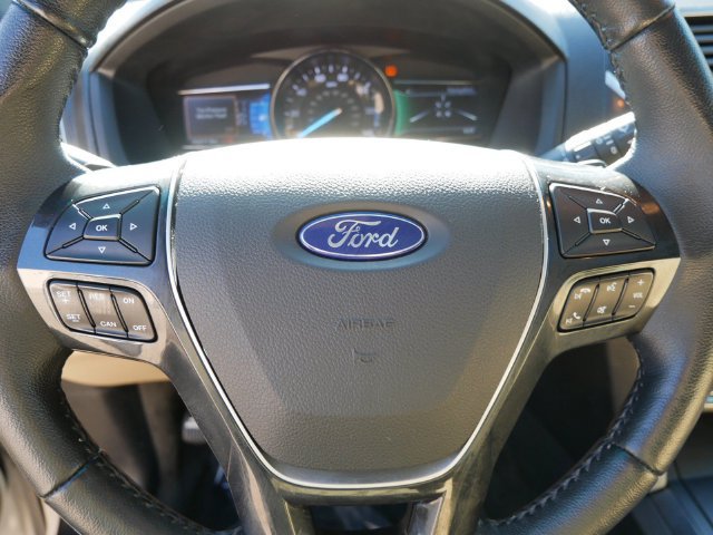 Used 2017 Ford Explorer Limited w/ Equipment Group 301A AWD/4WD image 17