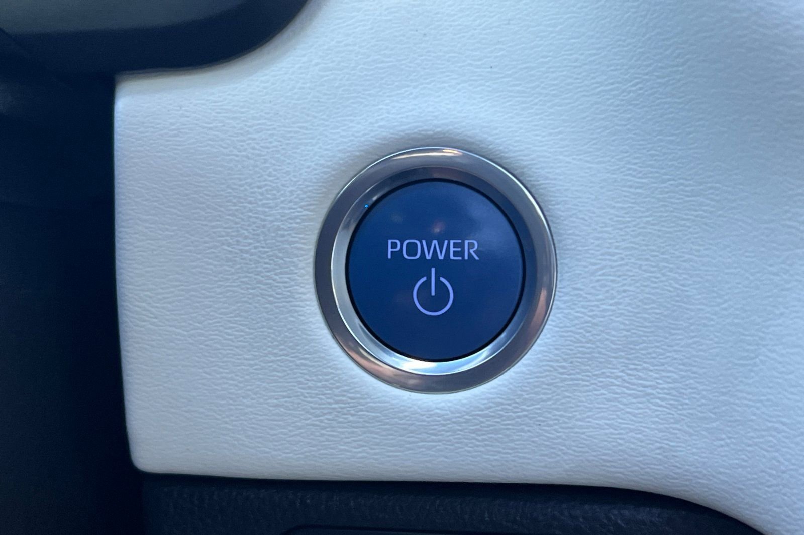 Used 2023 Toyota Sequoia Capstone image 23