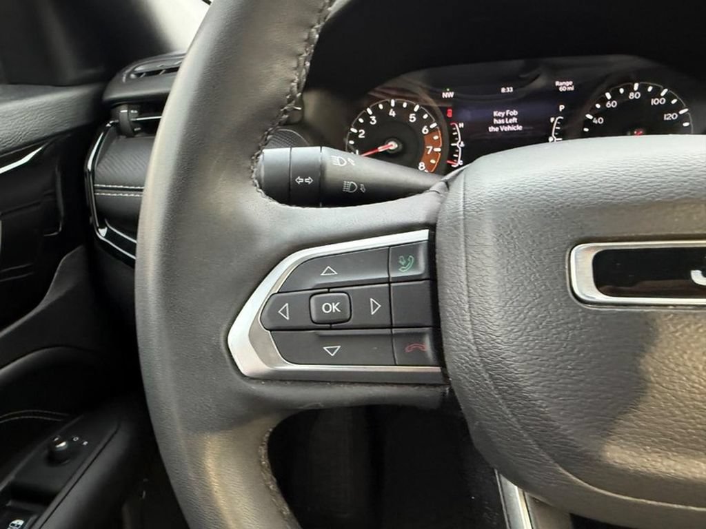 Used 2023 Jeep Compass Latitude w/ Convenience Group AWD/4WD image 12