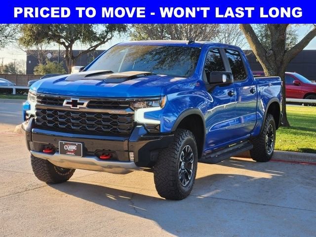 Used 2025 Chevrolet Silverado 1500 ZR2 w/ Technology Package image 12