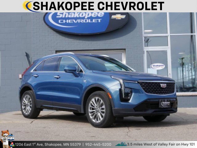 Used 2024 Cadillac XT4 Premium Luxury image 1