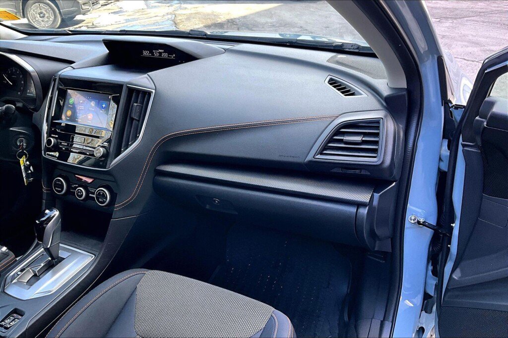 Used 2022 Subaru Crosstrek 2.0i Premium AWD/4WD image 11