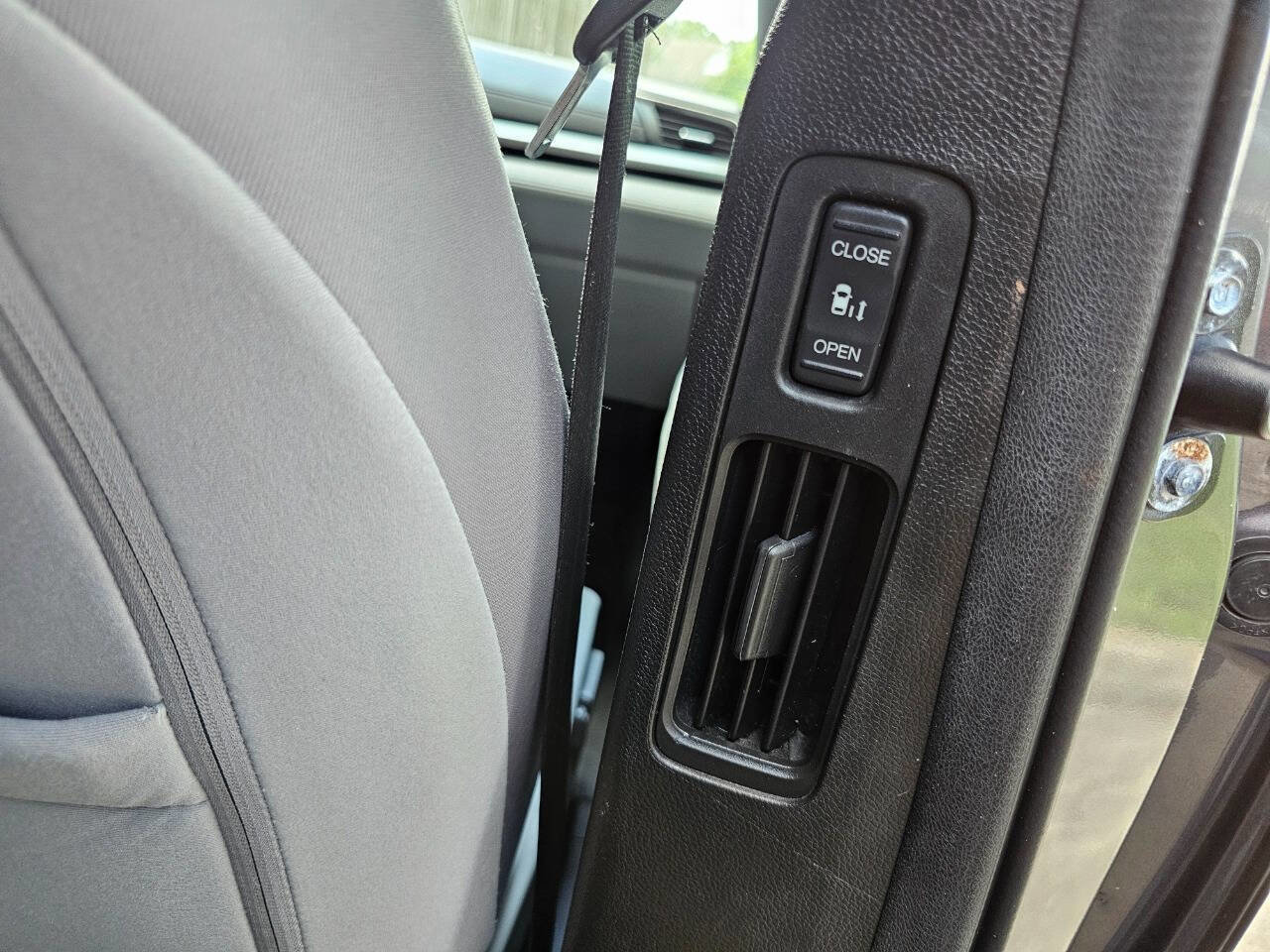 Used 2019 Honda Odyssey EX image 36