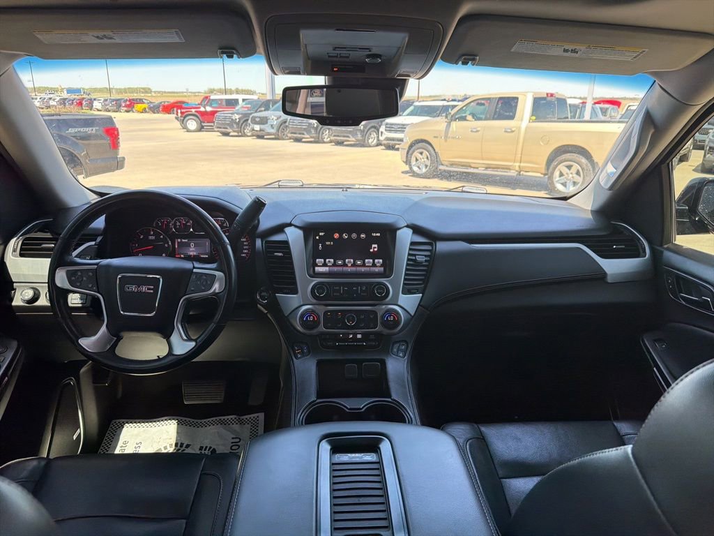 Used 2016 GMC Yukon SLT w/ HD Trailering Package AWD/4WD image 18