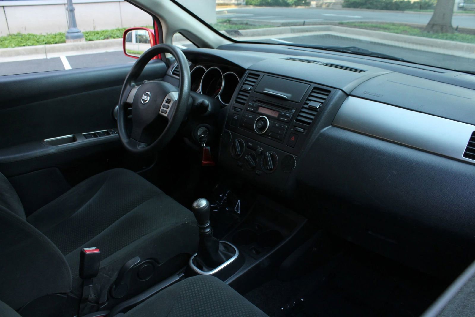 Used 2012 Nissan Versa 1.8 S w/ Plus Pkg FWD image 25