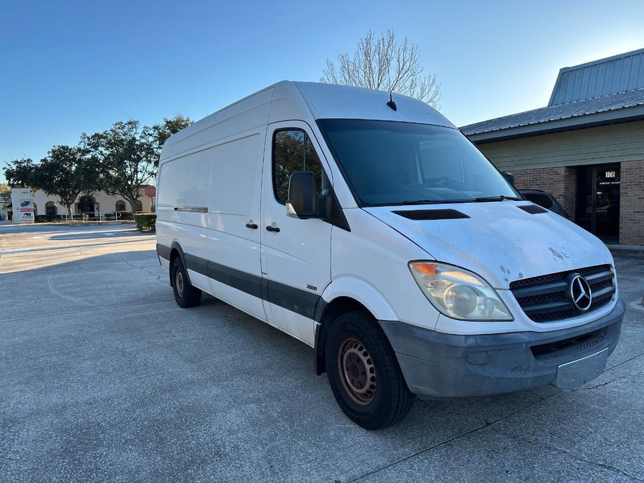 Used 2013 Mercedes-Benz Sprinter 2500 image 3
